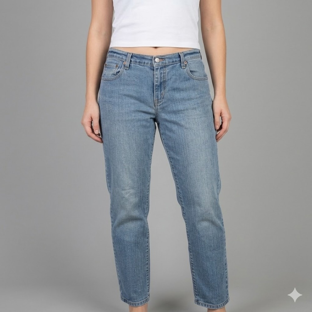 90s Style Levi's 550‎ Relaxed Tapered Jeans 6 Medium Blue Cotton Blend Mom Faded